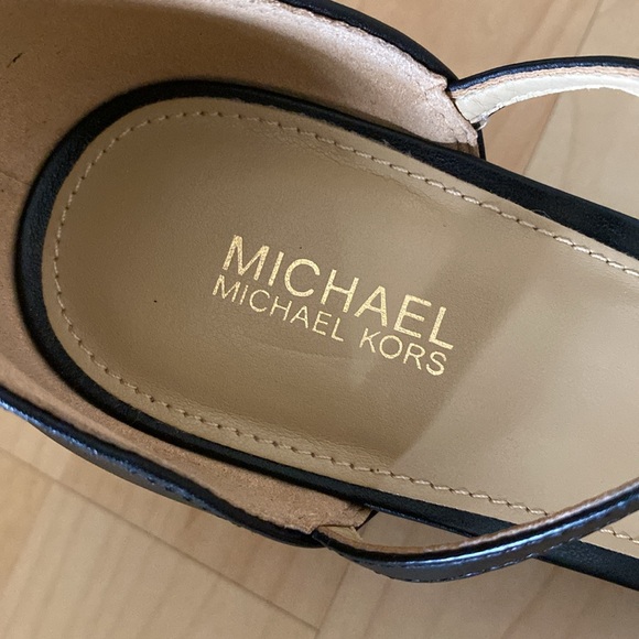 Michael Kors Dress Sandals 7M - Picture 7 of 10